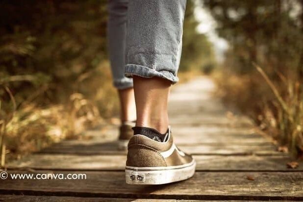 Modernes Webdesign für DienstleisterInnen, responsive und suchmaschinenoptimiert, um Ihre Online-Präsenz zu stärken.